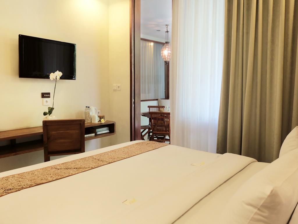 Legian Arana Suite מראה חיצוני תמונה